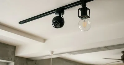 【スマートホームのジレンマ】我が家がシーリングライトではなく「電球（Philips Hue）」を選んだ、のっぴきならない理由